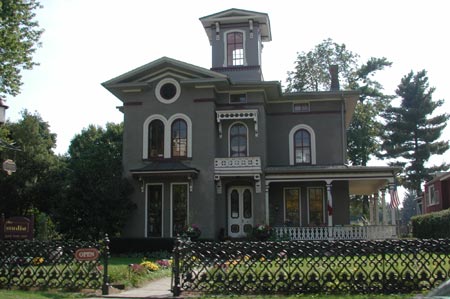 I09-House_FrenchtownNJ