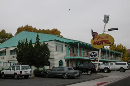 Ya05-Apache_MoabUT