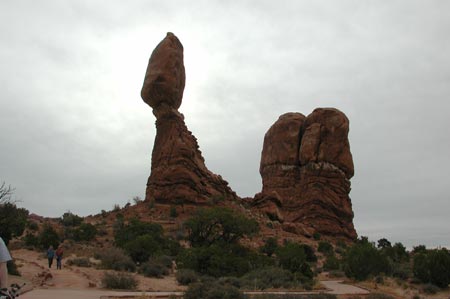Ya12-BalancdRock_Arches